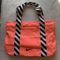 NIKE ネオンカラー トートバッグ スポーツバッグ