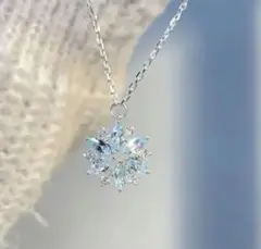 新品未使用 シルバーチェーンラインストーン雪の結晶ネックレス結婚式 パーティー