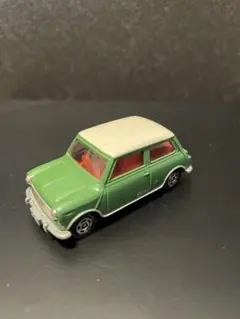 Item thumbnail for item 732cf667-79d9-42da-9fb1-8ea389c5ab13