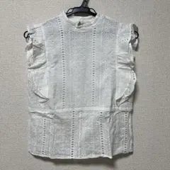 美品 EVRIS ホワイト ノースリーブ トップス