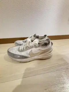Nike スニーカー ホワイト/グレー
