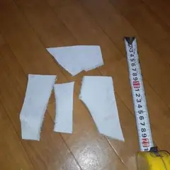 ホワイト革　少量　 はぎれ