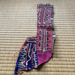 インド　手刺繍　古布　ハギレ