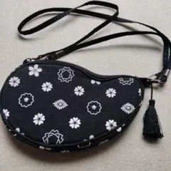 Item thumbnail for item c5ed6d95-d4e9-4098-8b64-2be2be107a55