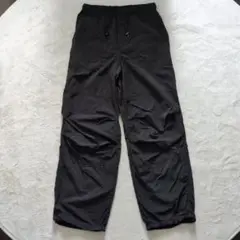 GU レディース　ブラックワークパンツ　接触冷感　軽量素材　ドローストリング付き