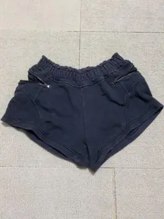 アディダス ショートパンツ ジッパーポケット付き