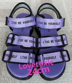 Lovetoxic サンダル 24