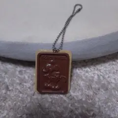 ディズニー　お菓子チェーン