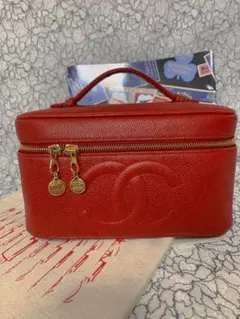 美品♡CHANEL キャビアスキン 赤 ヴァニティバッグ