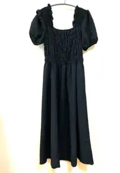 SHEIN Dazy シャーリング　ワンピース　半袖　ブラック　黒　Sサイズ