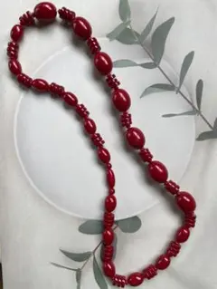 コーラルレッドのネックレス