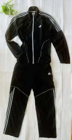 Item thumbnail for item 9902b0b8-90cc-4b2e-9efd-88ebb838d30d
