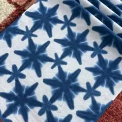 8782*藍染 今日の手ぬぐい③ ユニーク♩個性派✨️な雪花絞り✨️雪花ダンス✨️