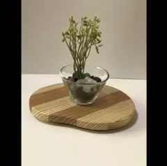 杉の小さめ飾り台 豆型