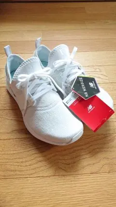 new balance スニーカー