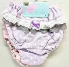 ■新品未使用品 とても可愛い女児ショーツ 140cm 2枚組■【商品番号：７３】