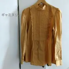 美品　ギャミヌリィ　2サイズ　Sサイズ　フリル　長袖　ブラウス