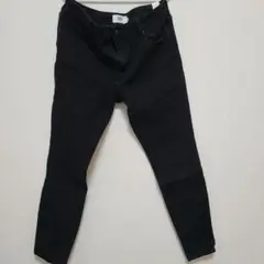 男女ともに履けると思います