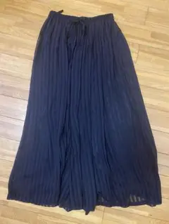 透け感あり　ワイドパンツ　ガウチョパンツ