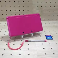 動作品 / 整備・点検済み ニンテンドー3DS 本体 グロスピンク（付属品あり）