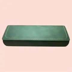 【特売】磁気開閉デザイン メガネケース 数量限定 眼鏡　新品 [当日発送]
