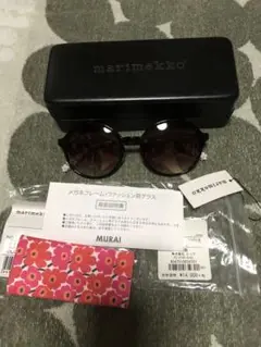 新品、未使用マリメッコ サングラス ウニッコ柄