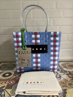 MARNI マルニ フラワーカフェ