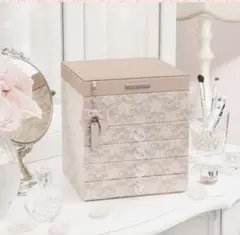 Item thumbnail for item 632e5675-fbe9-4542-bd89-c482157b0d1f