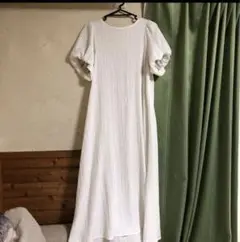 グレイル　ホワイト プリーツ 半袖 ロングワンピース