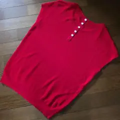 赤 ノースリーブ ニット