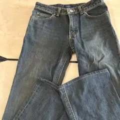 ダークブルーブーツカットデニム サイズ28インチ✖️32