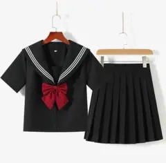 黒いセーラー服上下セット　半袖