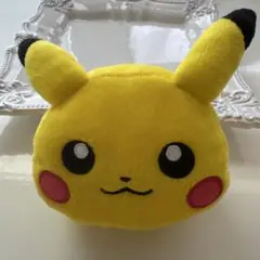 ピカチュウ ぬいぐるみポーチ