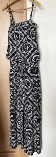 新品未使用　ペイズリー柄　オールインワン　サロペット　キャミサロペット　M
