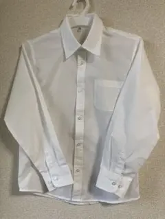 140サイズ ホワイト 長袖シャツ　エルフィンドール　男子用　中古品