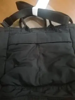 ユニクロ　2WAYユーティリティミニバッグ