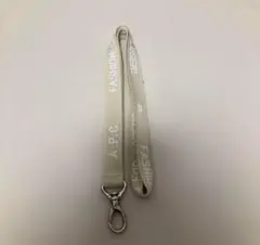 A.P.C. ネックストラップ　ベージュ