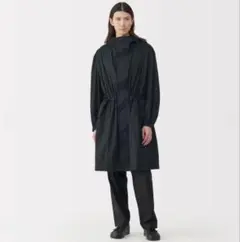 MUJI Labo 紳士 軽量撥水ナイロンフード付きコート 黒 L