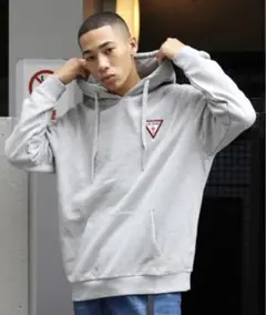 guess ロゴパーカー グレー L