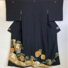 【春】13458c 着物 黒留袖 五つ紋 金駒刺繍 刺繍 花・松・波文様