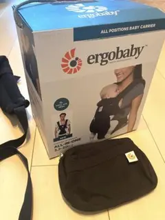 【美品】エルゴベビー　オムニ360 クールエアーオクスフォードブルー　抱っこ紐