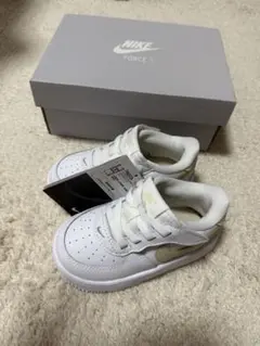 早い者勝ち　NIKE ナイキフォース1LOWイージーオンTD ベビーシューズ