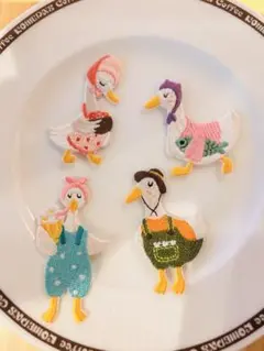 刺繍アヒルワッペン4点セット　シールタイプ