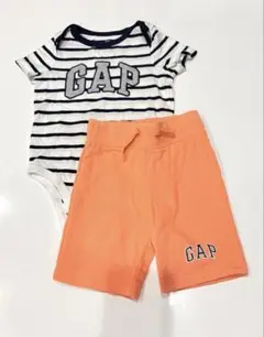 baby GAP ボーダーロンパース＆ショートパンツ 18-24m セットアップ