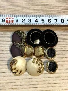 アンティーク　インポートボタン　白・黒・紫　モノトーン系　まとめ売り10個