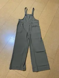サロペット