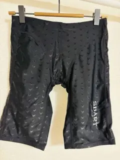 水泳タイツ　コンプレッション ハーフタイツ メンズ トレーニング 筋トレ
