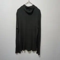 ユニクロ　ダークグレー　長袖　カットソー　トップス　カジュアル　シンプル　L