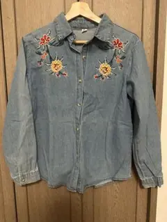 デニムブルー 花柄刺繍 長袖シャツ