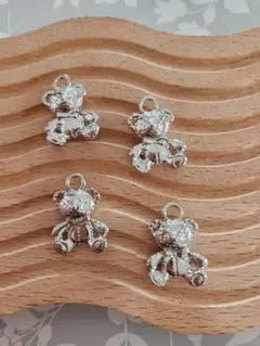 Item thumbnail for item ec047118-f9fd-4b9a-9b69-59c57c4fedd6